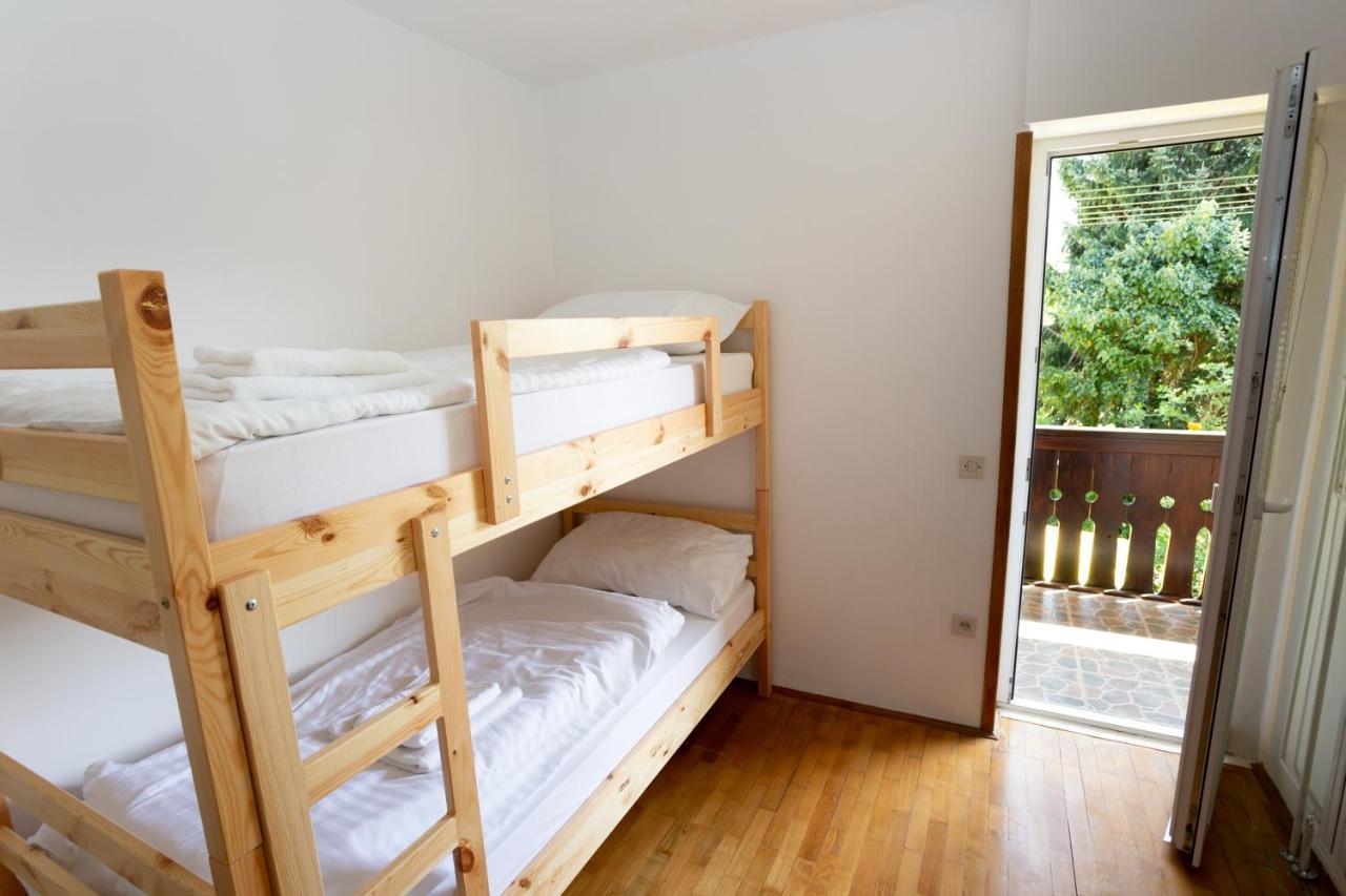 Hostel Lakebled Værelse billede